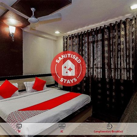 Hotel Netra Sai Sirdi Kültér fotó