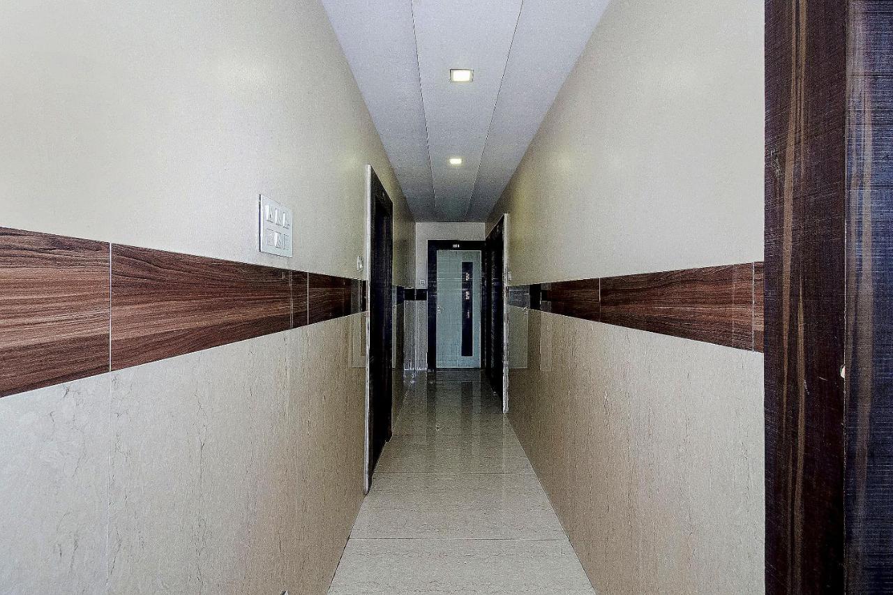 Hotel Netra Sai Sirdi Kültér fotó
